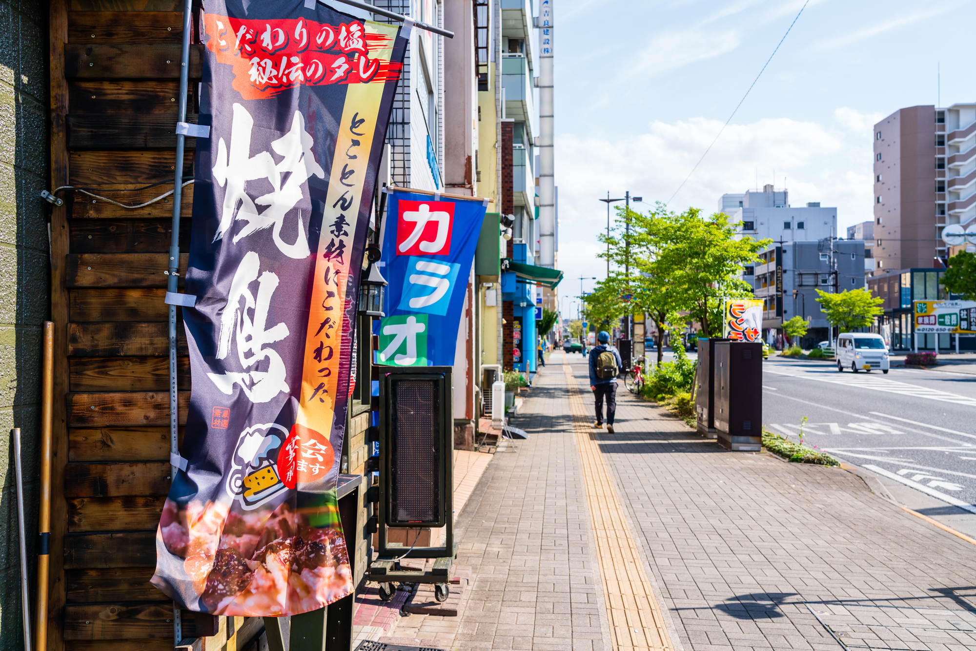 おしゃれなのぼりを店舗の顔に！プロが教える目を引くのぼりの作り方