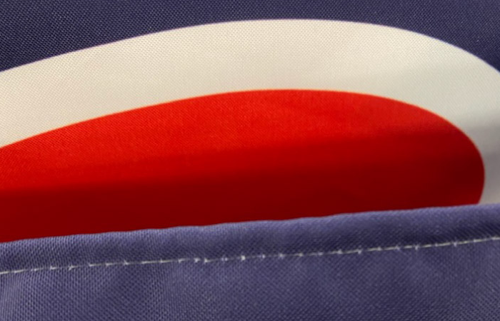 横断幕作成で迷ったときに確認したい生地選びのポイント