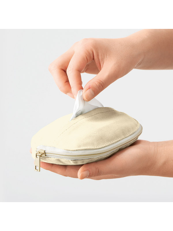 どんな用途におすすめ？　ノベルティ・物販・記念品などオリジナルポーチ注文の活用シーン