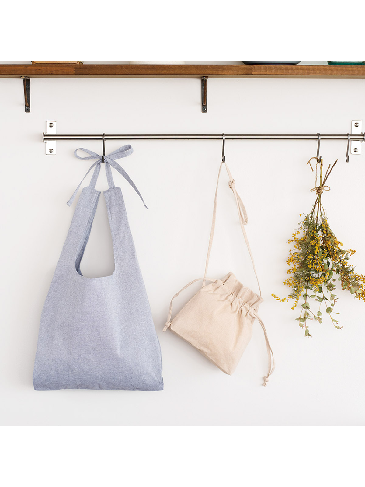 グッズプロ　不織布巾着ショルダーバッグ